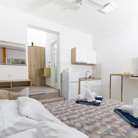 Stella Mare Eco Boutique House מלון