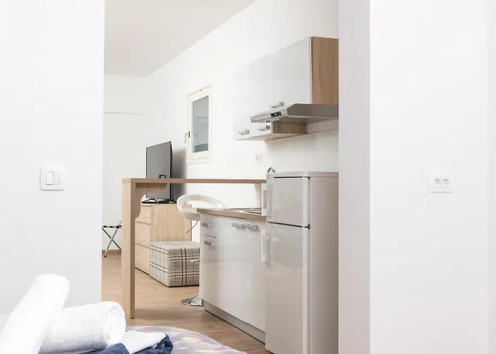 מלון Stella Mare Eco Boutique House 4*