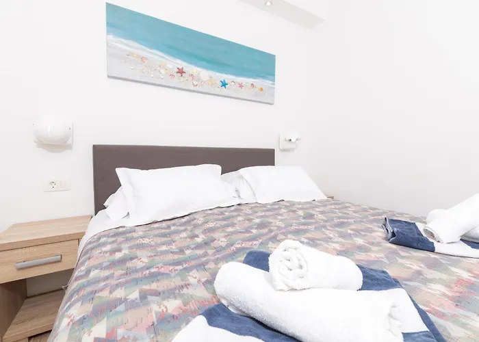 ホテル Stella Mare Eco Boutique House ザヴァラ